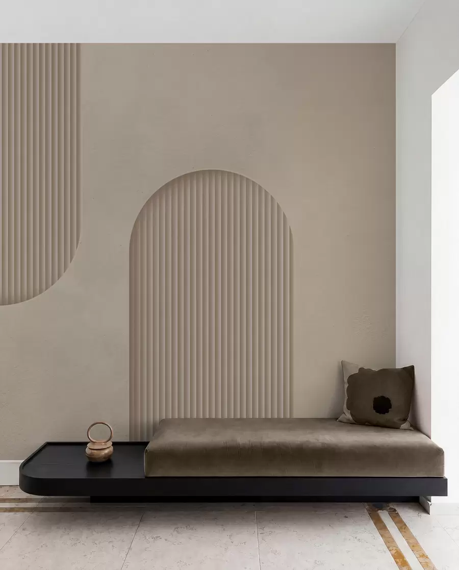 stenske poslikave Art Deco teksturirane tapete v toplih bež odtenkih. Imitacija volumetričnih lokov    w08048