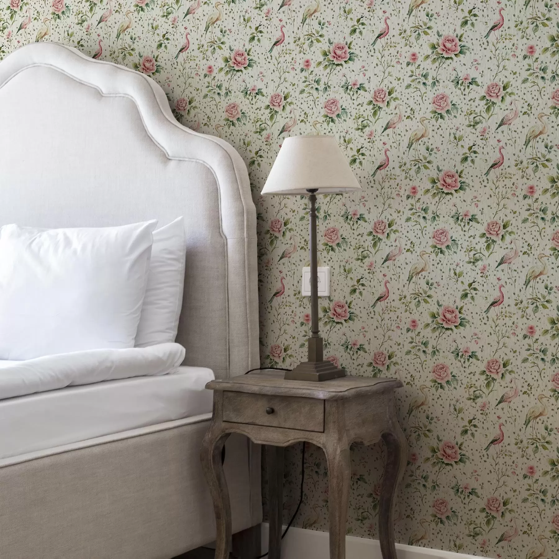 stenske poslikave Pastelno roza vrtnice in ptice v stilu shabby chic a00201