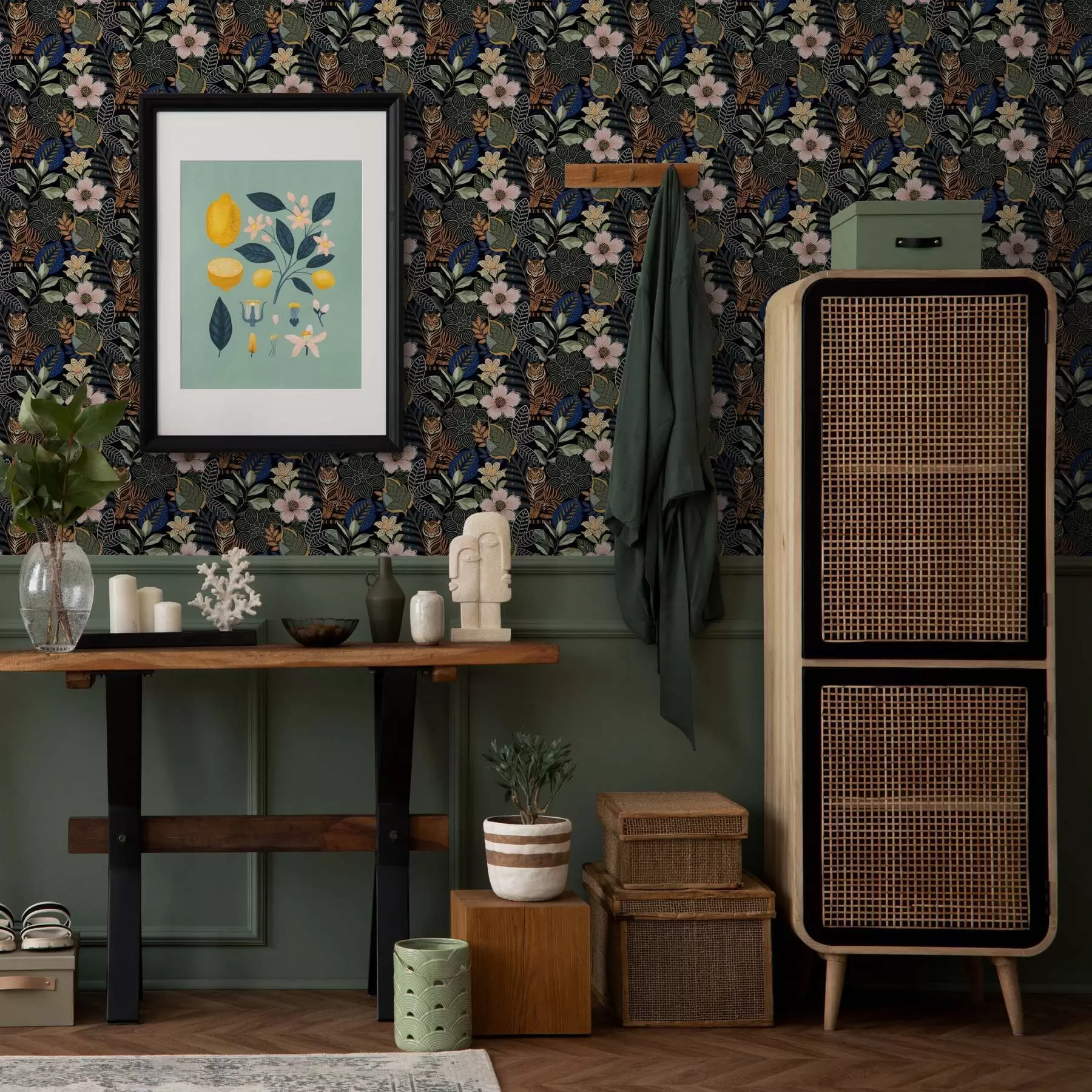 stenske poslikave Tigri med svetlim tropskim cvetjem in listi a00426