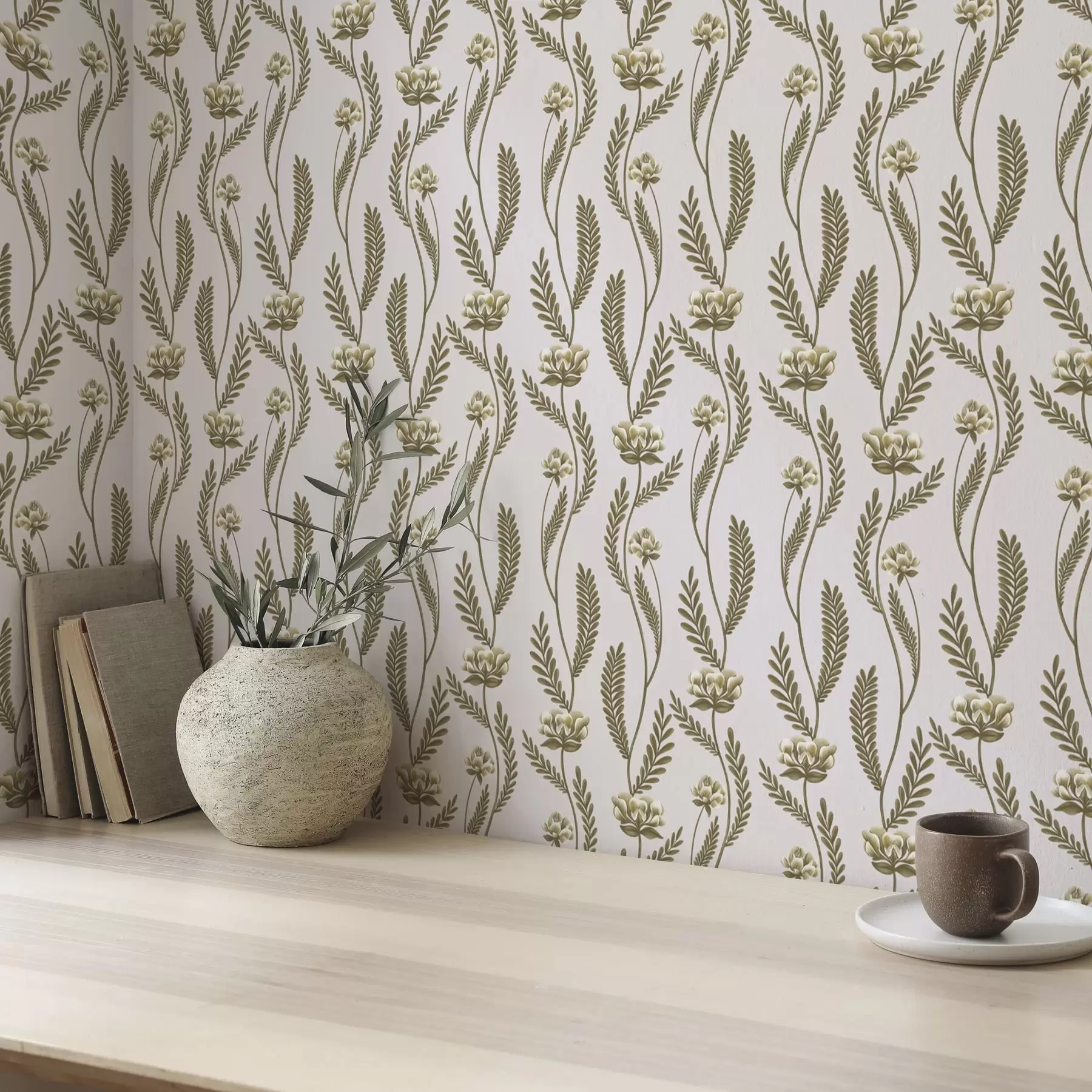 stenske poslikave Navpični ornament z belimi cvetovi na rožnatem ozadju a00476