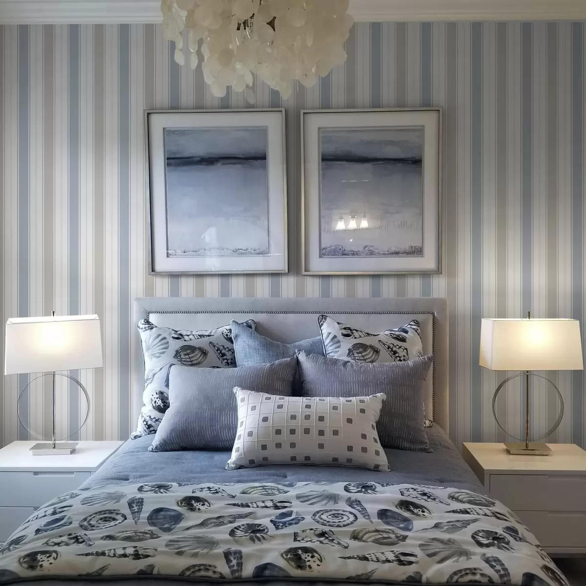 Ozadje Prozorne črte v sivo-modrih tonih s kontrasti a00517v2 Ozadje Prozorne črte v sivo-modrih tonih s kontrasti a00517v2