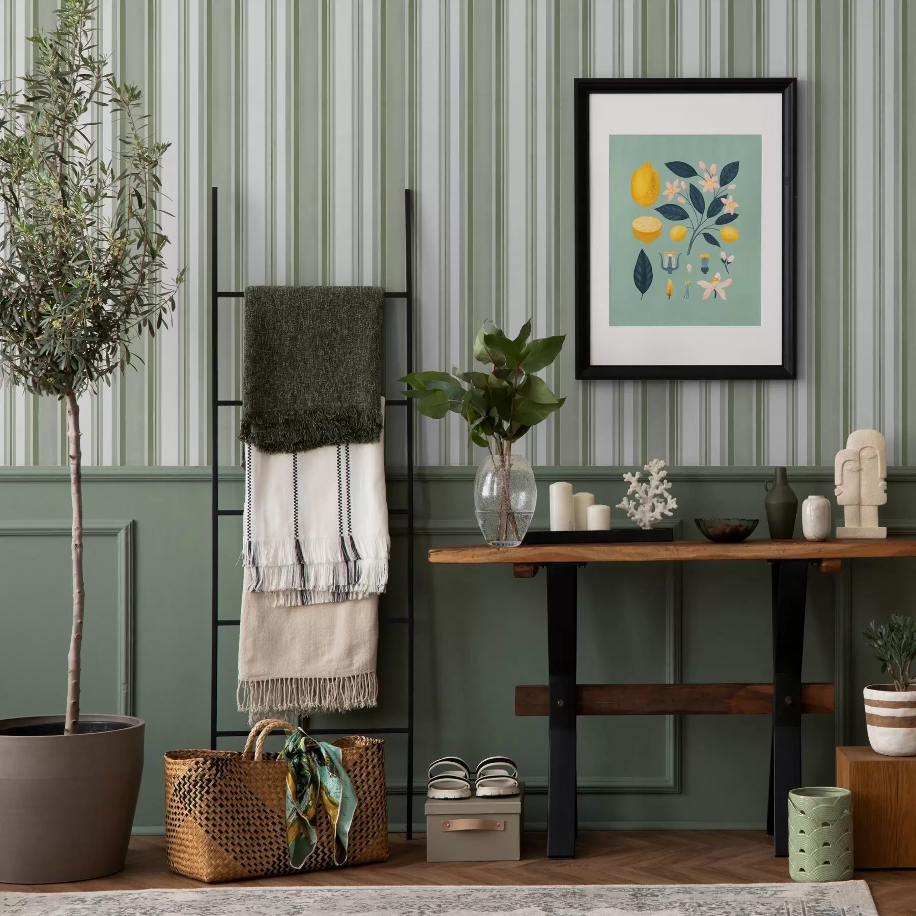 stenske poslikave Zelene črte z belimi presledki in tankimi črtami a00526