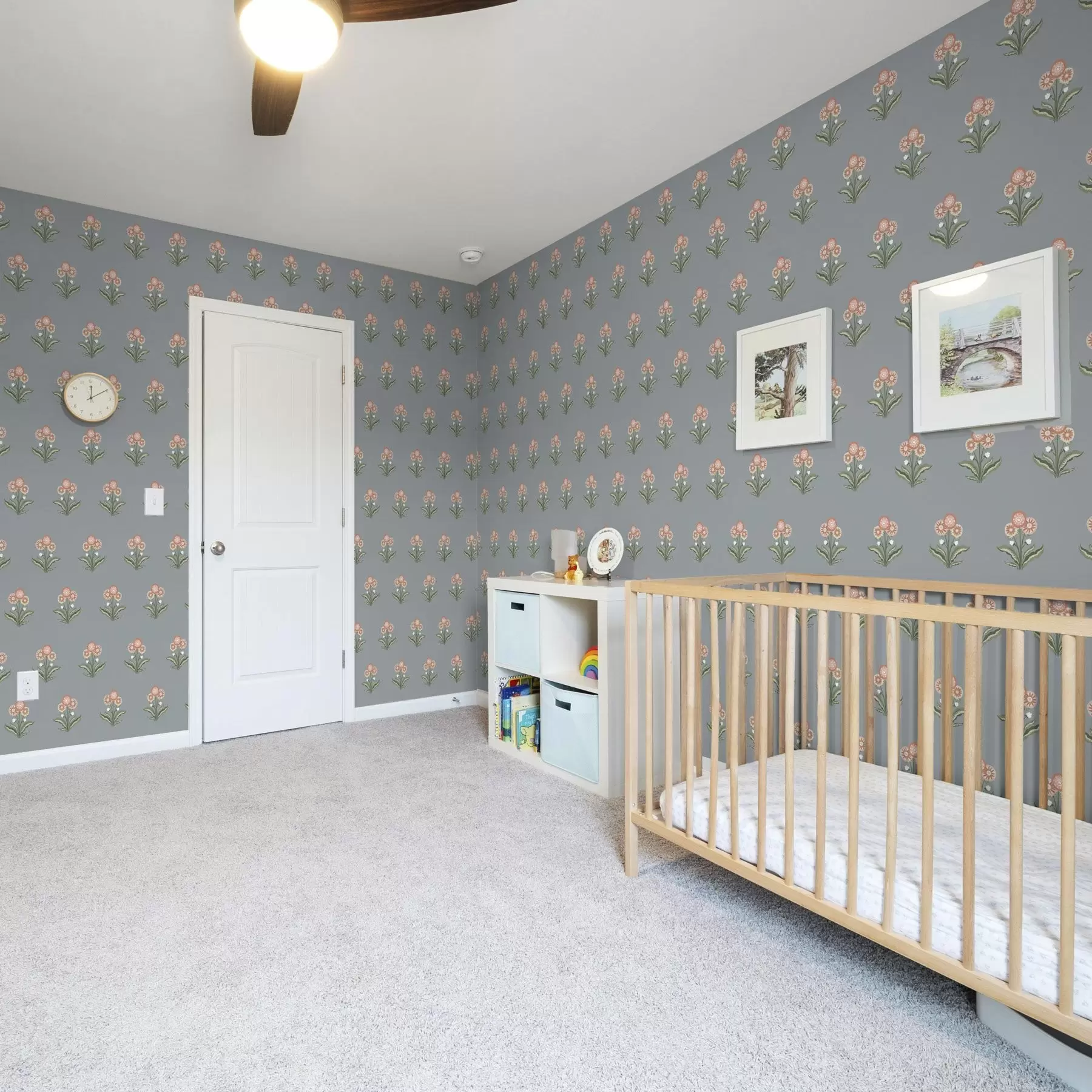 stenske poslikave Stilizirane cvetlice na sivo-modrem ozadju, topla paleta a00494