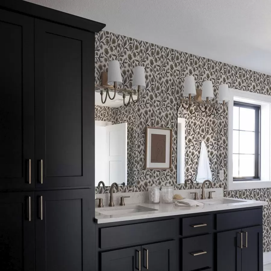 stenske poslikave Divje rože v sivo-olivnih odtenkih na kremastem ozadju a00623v1