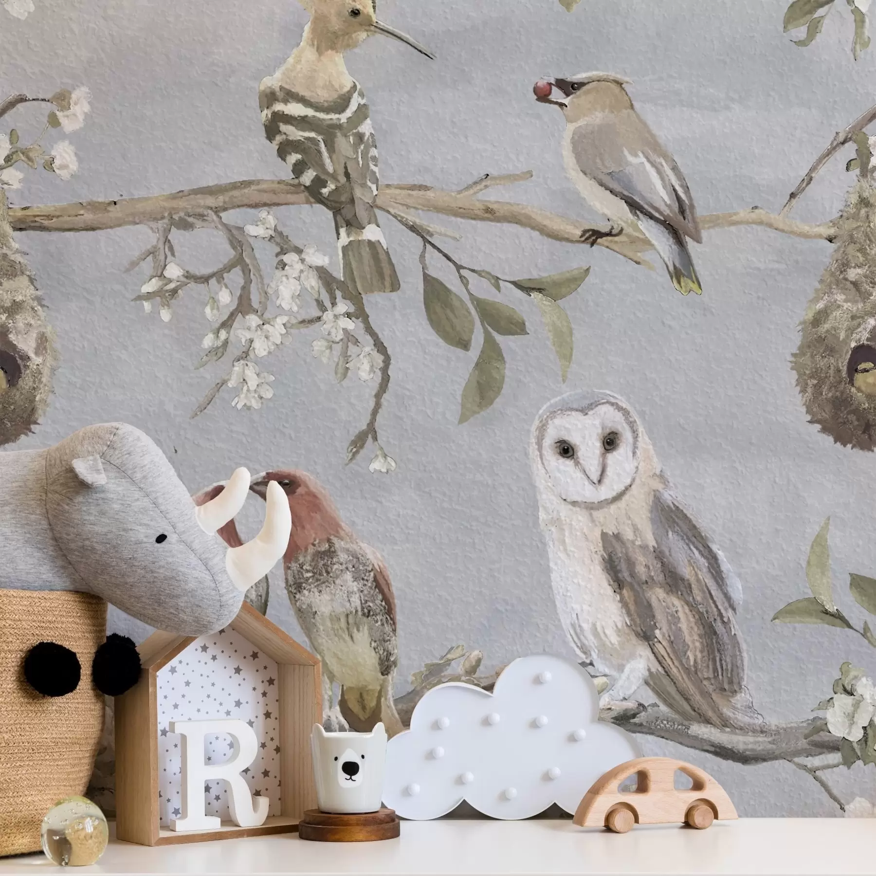 stenske poslikave Ptice na vejah s cvetovi na sivem ozadju a00738