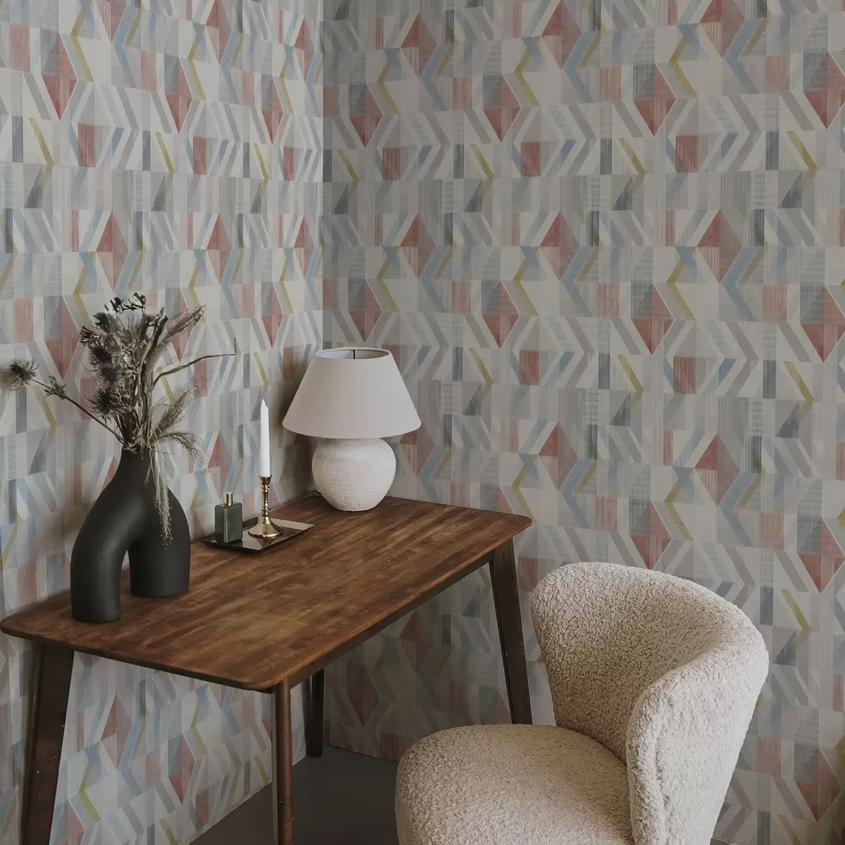 Ozadje Geometrične puščice v pastelnih rdečih in modrih odtenkih a01056