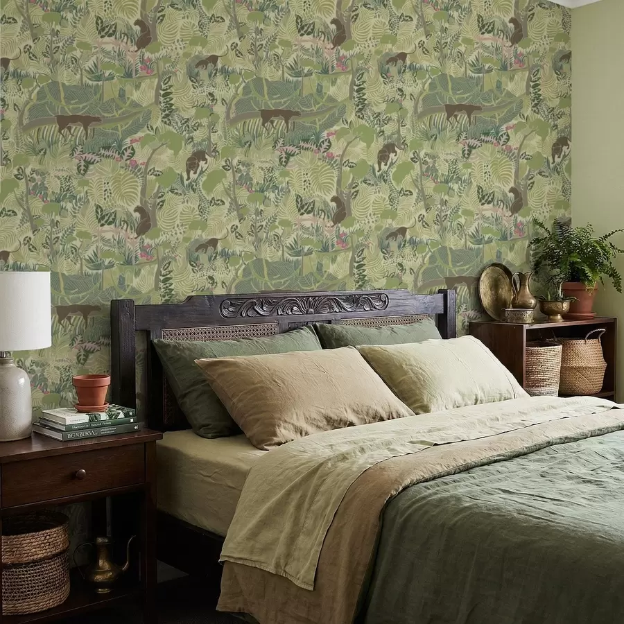 stenske poslikave Gozdna scena z živalmi in gosto listje a01108