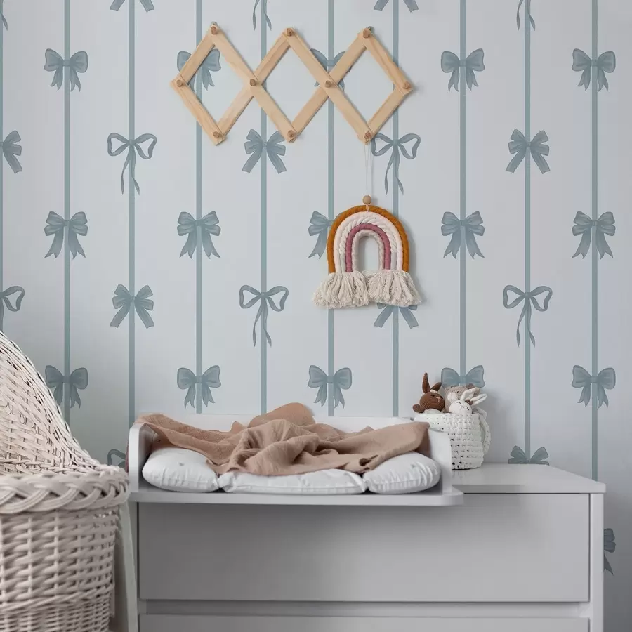 stenske poslikave Modre pentlje s trakovi na svetlem ozadju a01074v2